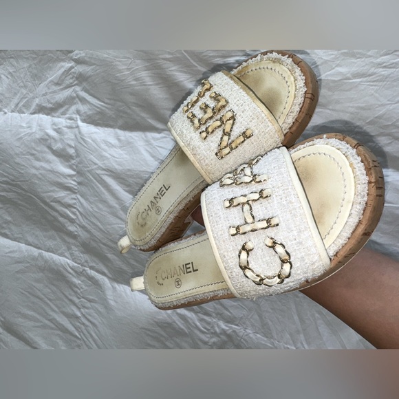 Chanel slides - Picture 7 of 7